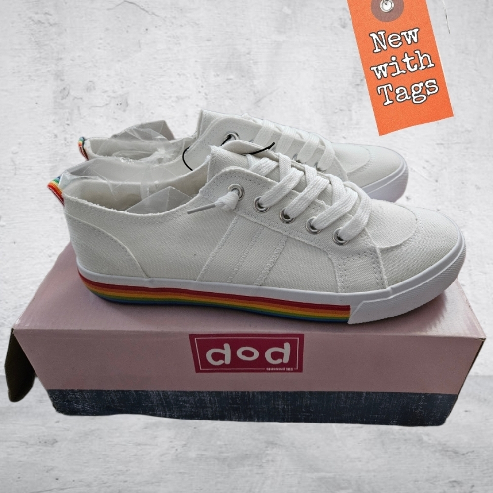 NWT/ Pod Canvas Rainbow Sneakers